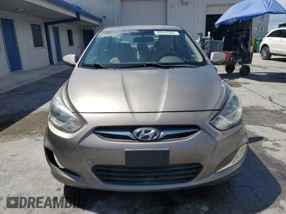 2012 Hyundai Accent GLS with VIN KMHCU4AE3CU035899, listed as a Copart auction lot 68440305 with 70,503 mi miles and Clean title. Bid and sale history available at DreamBid. Image 5.