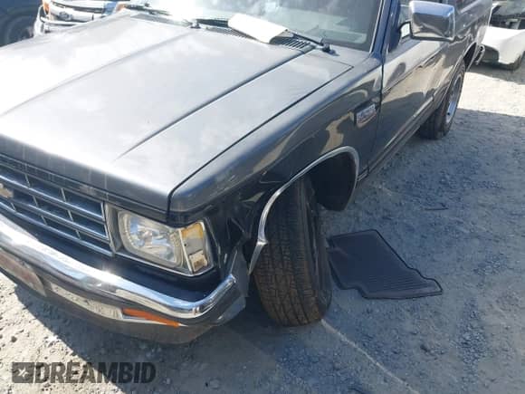 1987 Chevrolet Blazer с VIN 1GNCS18R2H8188749, выставлен на аукционе IAAI как лот 42705290 с пробегом 110 735 миль миль и . История ставок и продаж доступна на DreamBid. Изображение 6.