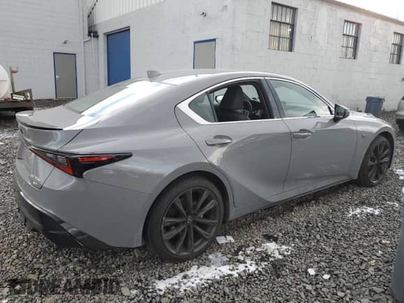 2024 Lexus IS 350 F Sport z VIN JTHBZ1E22R5034602, wystawiony jako Copart lot #88689965 z przebiegiem Nie podano mil oraz Szkoda całkowita • Salvage title. Historia ofert i sprzedaży dostępna na DreamBid. Obrazek 3.