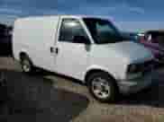 2005 Chevrolet Astro Cargo z VIN 1GCDM19X75B113323, wystawiony jako Copart lot #87099675 z przebiegiem 173 688 mil mil oraz Czysty tytuł • Clean title. Historia ofert i sprzedaży dostępna na DreamBid. Obrazek 4.