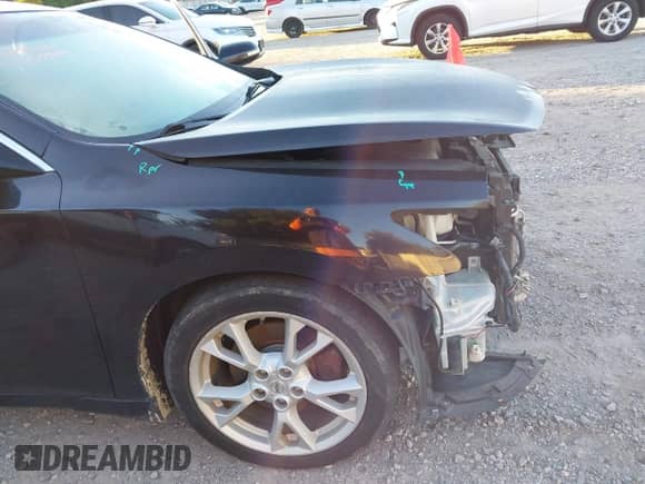 2014 Nissan Maxima SV z VIN 1N4AA5AP4EC458095, wystawiony jako IAAI lot #43038478 z przebiegiem 94 038 mil mil oraz . Historia ofert i sprzedaży dostępna na DreamBid. Obrazek 12.