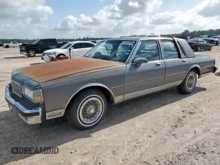 1989 Chevrolet Caprice с VIN 1G1BU51E1KA127303, выставлен на аукционе Copart как лот 61016775 с пробегом 3 823 миль миль и Чистый • Clean title. История ставок и продаж доступна на DreamBid. Изображение 1.