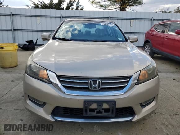 2013 Honda Accord EX-L z VIN 1HGCR2F87DA118639, wystawiony jako Copart lot #87365905 z przebiegiem 262 816 mil mil oraz Czysty tytuł • Clean title. Historia ofert i sprzedaży dostępna na DreamBid. Obrazek 5.