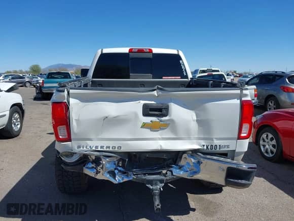 2017 Chevrolet Silverado 1500 LTZ с VIN 3GCUKSEJ1HG352553, выставлен на аукционе IAAI как лот 41852204 с пробегом 87 883 миль миль и . История ставок и продаж доступна на DreamBid. Изображение 16.