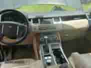 2010 Land Rover Range Rover Sport HSE with VIN SALSF2D41AA251579, listed as a Copart auction lot 59035625 with 243,104 mi miles and Clean title. Bid and sale history available at DreamBid. Image 9.