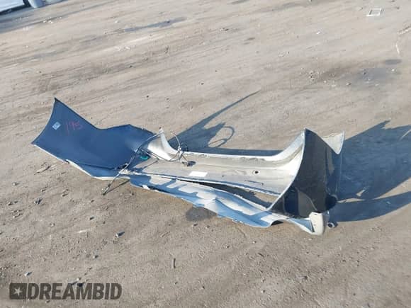 2021 Toyota Camry Hybrid XLE with VIN 4T1F31AK9MU547267, listed as a IAAI auction lot 42732726 with 106,937 mi miles and . Bid and sale history available at DreamBid. Image 12.