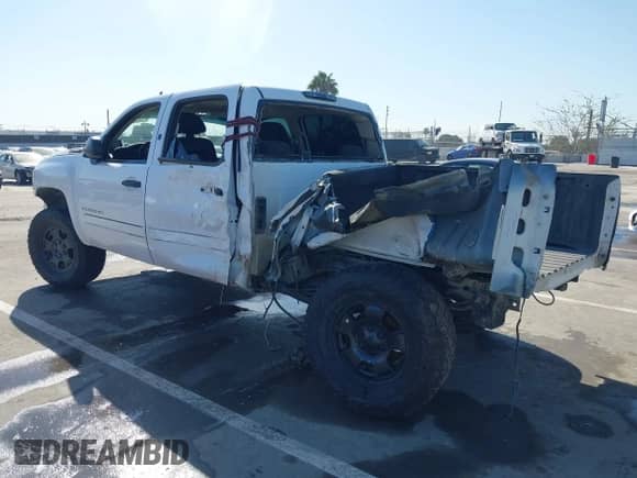 2011 Chevrolet Silverado 1500 LT с VIN 3GCPCSEA1BG296020, выставлен на аукционе IAAI как лот 41825565 с пробегом 225 006 миль миль и . История ставок и продаж доступна на DreamBid. Изображение 3.