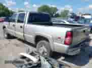2004 Chevrolet Silverado 2500 LS с VIN 1GCGK23U64F178582, выставлен на аукционе IAAI как лот 42740464 с пробегом Не указан миль и . История ставок и продаж доступна на DreamBid. Изображение 3.