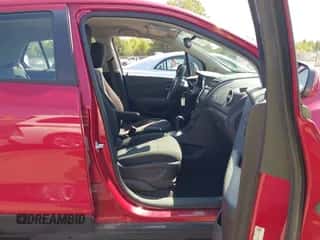 2015 Chevrolet Trax LS with VIN KL7CJKSB8FB063751, listed as a IAAI auction lot 43260816 with 66,458 mi miles and . Bid and sale history available at DreamBid. Image 5.