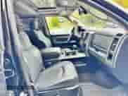 2013 Ram 1500 Sport z VIN 1C6RR7MT1DS569841, wystawiony jako Copart lot #90202275 z przebiegiem 117 488 mil mil oraz Czysty tytuł • Clean title. Historia ofert i sprzedaży dostępna na DreamBid. Obrazek 5.