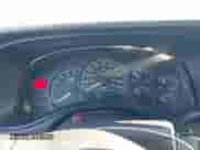 2000 GMC Sierra 1500 SLE with VIN 2GTEC19TXY1312634, listed as a IAAI auction lot 41963933 with 307,341 mi miles and . Bid and sale history available at DreamBid. Image 7.