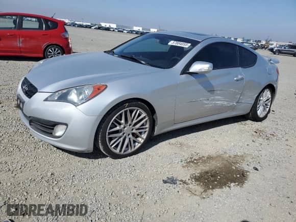2010 Hyundai Genesis Coupe Track с VIN KMHHU6KH1AU024052, выставлен на аукционе Copart как лот 57884055 с пробегом 132 323 миль миль и Списание • Salvage title. История ставок и продаж доступна на DreamBid. Изображение 1.