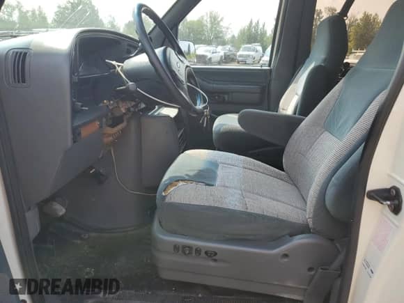 1993 Ford Econoline Cargo with VIN 1FBJS31G7PHA81025, listed as a Copart auction lot 70342975 with Not provided miles and Salvage title. Bid and sale history available at DreamBid. Image 7.