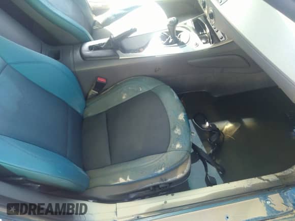 2004 BMW Z4 2.5i with VIN 4USBT33524LR67071, listed as a IAAI auction lot 41632627 with 106,084 mi miles and . Bid and sale history available at DreamBid. Image 5.