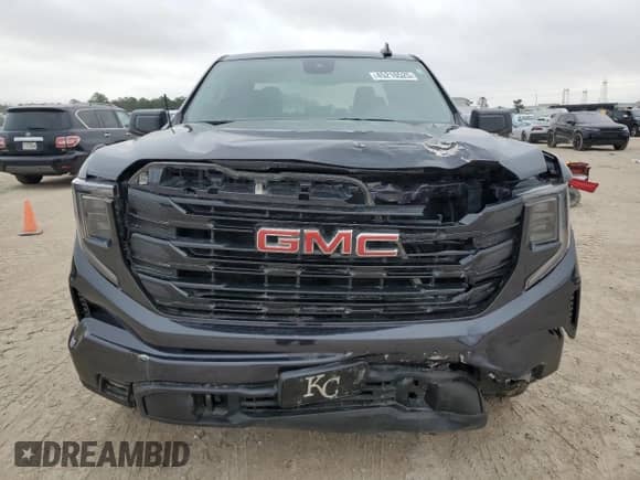 2023 GMC Sierra 1500 Elevation z VIN 1GTRUJEKXPZ274047, wystawiony jako Copart lot #45216525 z przebiegiem 22 756 mil mil oraz Szkoda całkowita • Salvage title. Historia ofert i sprzedaży dostępna na DreamBid. Obrazek 5.