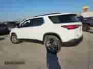 2022 Chevrolet Traverse LT Cloth z VIN 1GNERGKW7NJ122918, wystawiony jako Copart lot #80723755 z przebiegiem Nie podano mil oraz Szkoda całkowita • Salvage title. Historia ofert i sprzedaży dostępna na DreamBid. Obrazek 2.
