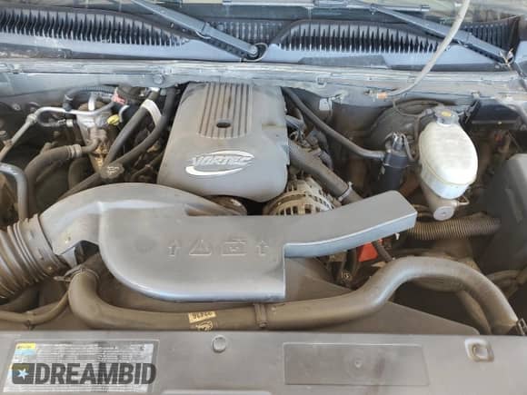 2003 Chevrolet Suburban LT z VIN 3GNEC16Z83G290388, wystawiony jako Copart lot #81971125 z przebiegiem 270 028 mil mil oraz Szkoda całkowita • Salvage title. Historia ofert i sprzedaży dostępna na DreamBid. Obrazek 12.