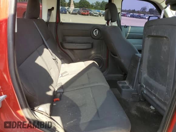 2011 Dodge Nitro Heat with VIN 1D4PU4GK5BW576896, listed as a Copart auction lot 62063805 with 131,492 mi miles and Salvage title. Bid and sale history available at DreamBid. Image 11.