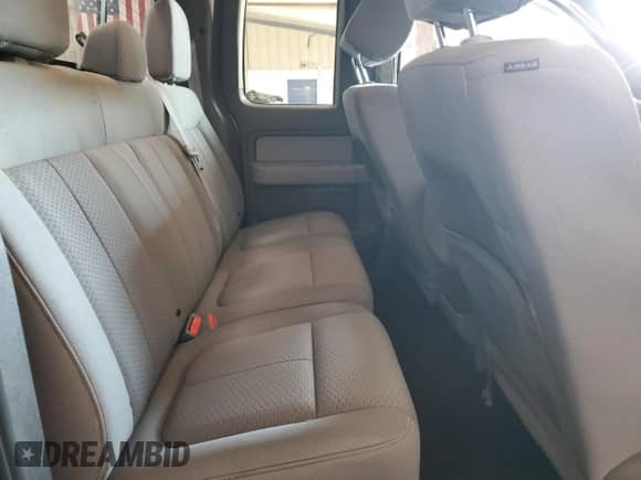 2014 Ford F-150 XL с VIN 1FTFX1ET7EFC14101, выставлен на аукционе Copart как лот 84973075 с пробегом 65 619 миль миль и Списание • Salvage title. История ставок и продаж доступна на DreamBid. Изображение 10.