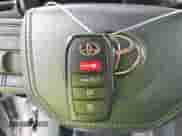 2024 Toyota Tacoma SR5 z VIN 3TMKB5FN2RM000305, wystawiony jako IAAI lot #42108145 z przebiegiem Nie podano mil oraz . Historia ofert i sprzedaży dostępna na DreamBid. Obrazek 11.