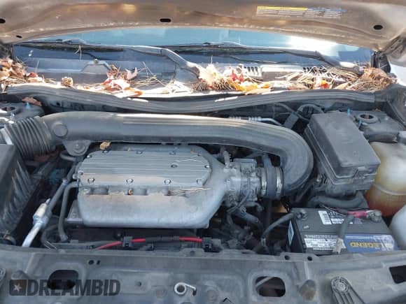 2006 Saturn VUE with VIN 5GZCZ534X6S860031, listed as a IAAI auction lot 43483989 with 106,153 mi miles and . Bid and sale history available at DreamBid. Image 10.