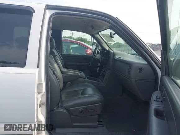 2006 Chevrolet Silverado 1500HD LT1 с VIN 1GCGC13U96F229650, выставлен на аукционе IAAI как лот 42448735 с пробегом 89 196 миль миль и . История ставок и продаж доступна на DreamBid. Изображение 5.