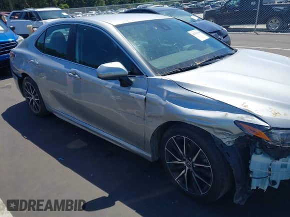 2021 Toyota Camry SE Nightshade с VIN 4T1G11AK9MU472628, выставлен на аукционе IAAI как лот 43133544 с пробегом 86 225 миль миль и . История ставок и продаж доступна на DreamBid. Изображение 6.
