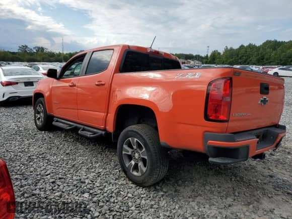 2020 Chevrolet Colorado 4WD Z71 with VIN 1GCGTDENXL1145837, listed as a Copart auction lot 70972395 with 56,005 mi miles and Salvage title. Bid and sale history available at DreamBid. Image 2.