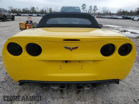 2007 Chevrolet Corvette с VIN 1G1YY36U375137401, выставлен на аукционе Copart как лот 87452024 с пробегом 84 670 миль миль и Списание • Salvage title. История ставок и продаж доступна на DreamBid. Изображение 10.