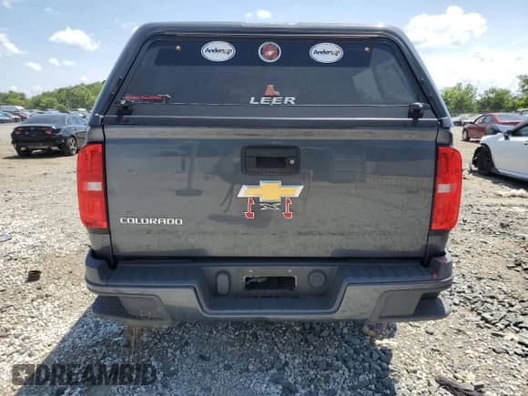 2017 Chevrolet Colorado 2WD WT с VIN 1GCGSBEA1H1255168, выставлен на аукционе Copart как лот 66701545 с пробегом 95 366 миль миль и Списание • Salvage title. История ставок и продаж доступна на DreamBid. Изображение 6.