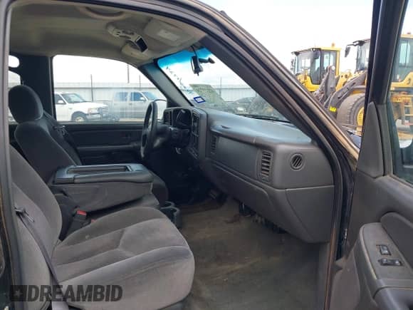 2006 GMC Sierra 1500 SL z VIN 2GTEC13V361346180, wystawiony jako IAAI lot #42227724 z przebiegiem 254 431 mil mil oraz . Historia ofert i sprzedaży dostępna na DreamBid. Obrazek 5.
