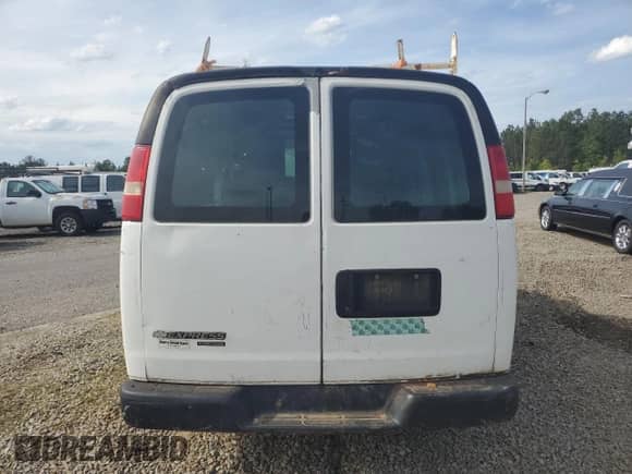 2012 Chevrolet Express Cargo с VIN 1GCSGAFX4C1117139, выставлен на аукционе Copart как лот 55267815 с пробегом 267 783 миль миль и Списание • Salvage title. История ставок и продаж доступна на DreamBid. Изображение 6.