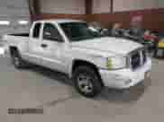2006 Dodge Dakota SLT with VIN 1D7HW42K76S716632, listed as a IAAI auction lot 42487454 with 138,799 mi miles and . Bid and sale history available at DreamBid. Image 1.