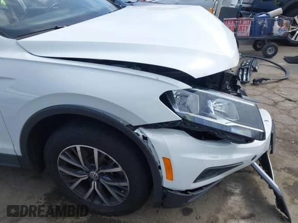 2020 Volkswagen Tiguan SE с VIN 3VV3B7AX2LM094994, выставлен на аукционе IAAI как лот 43388789 с пробегом 50 898 миль миль и . История ставок и продаж доступна на DreamBid. Изображение 18.