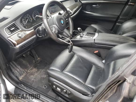 2017 BMW 5 Series 535i xDrive с VIN WBA5M4C56HD186900, выставлен на аукционе Copart как лот 46793585 с пробегом 156 561 миль миль и Списание • Salvage title. История ставок и продаж доступна на DreamBid. Изображение 7.