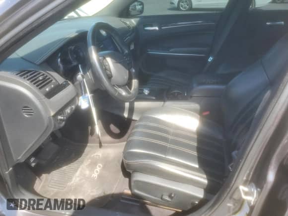 2017 Chrysler 300 S with VIN 2C3CCABG4HH553797, listed as a Copart auction lot 67733945 with 222,959 mi miles and Salvage title. Bid and sale history available at DreamBid. Image 7.