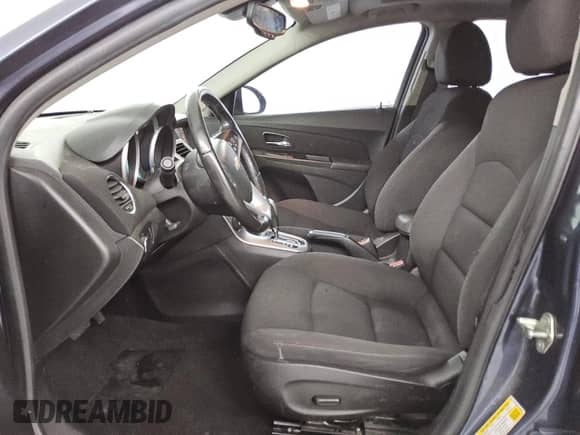 2014 Chevrolet Cruze 1LT with VIN 1G1PC5SB9E7270031, listed as a Copart auction lot 68560915 with 104,943 mi miles and Clean title. Bid and sale history available at DreamBid. Image 7.