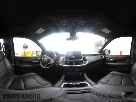 2021 Chevrolet Tahoe High Country z VIN 1GNSKTKL4MR135700, wystawiony jako IAAI lot #42778838 z przebiegiem 71 355 mil mil oraz . Historia ofert i sprzedaży dostępna na DreamBid. Obrazek 19.