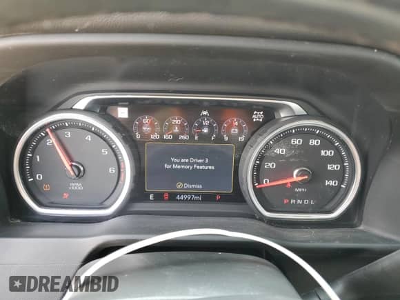 2022 Chevrolet Silverado 1500 High Country z VIN 1GCUYHED4NZ235024, wystawiony jako Copart lot #61586025 z przebiegiem 44 997 mil mil oraz Szkoda całkowita • Salvage title. Historia ofert i sprzedaży dostępna na DreamBid. Obrazek 9.