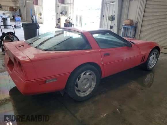 1984 Chevrolet Corvette с VIN 1G1AY0785E5132862, выставлен на аукционе Copart как лот 69447725 с пробегом 61 208 миль миль и Списание • Salvage title. История ставок и продаж доступна на DreamBid. Изображение 3.