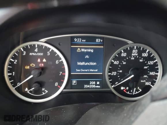 2019 Nissan Sentra SR with VIN 3N1AB7AP1KY217751, listed as a IAAI auction lot 43229368 with 204,208 mi miles and . Bid and sale history available at DreamBid. Image 7.