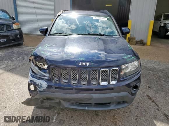 2017 Jeep Compass High Altitude с VIN 1C4NJCEB6HD197971, выставлен на аукционе Copart как лот 82244975 с пробегом 152 273 миль миль и Списание • Salvage title. История ставок и продаж доступна на DreamBid. Изображение 5.