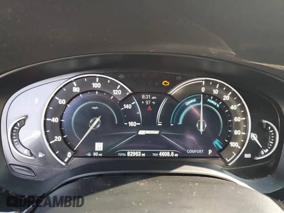 2019 BMW 5 Series 530e с VIN WBAJA9C54KB389016, выставлен на аукционе Copart как лот 67303865 с пробегом 82 963 миль миль и Списание • Salvage title. История ставок и продаж доступна на DreamBid. Изображение 9.