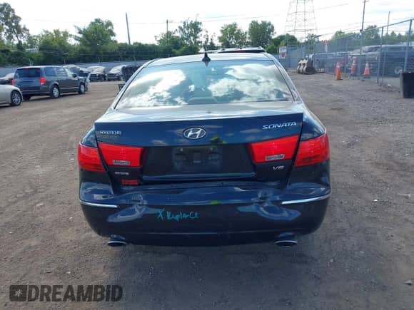 2009 Hyundai Sonata Limited с VIN 5NPEU46F69H531281, выставлен на аукционе IAAI как лот 43059959 с пробегом 165 394 миль миль и . История ставок и продаж доступна на DreamBid. Изображение 16.