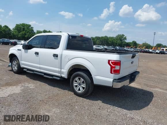 2018 Ford F-150 XL с VIN 1FTEW1CG5JKC57079, выставлен на аукционе IAAI как лот 42524901 с пробегом 127 333 миль миль и . История ставок и продаж доступна на DreamBid. Изображение 3.