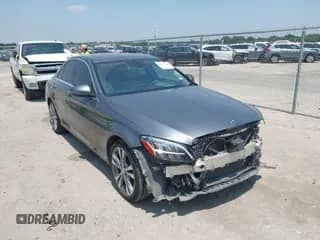 2019 Mercedes-Benz C 300 с VIN 55SWF8DB8KU292891, выставлен на аукционе IAAI как лот 42902648 с пробегом 104 221 миль миль и . История ставок и продаж доступна на DreamBid. Изображение 1.