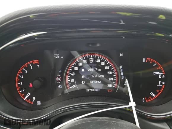 2023 Dodge Durango GT z VIN 1C4RDJDG8PC605353, wystawiony jako Copart lot #58924355 z przebiegiem 27 793 mil mil oraz Szkoda całkowita • Salvage title. Historia ofert i sprzedaży dostępna na DreamBid. Obrazek 9.