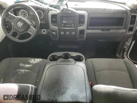 2023 Ram 1500 Tradesman z VIN 1C6RR7FT2PS528376, wystawiony jako Copart lot #43940675 z przebiegiem Nie podano mil oraz Czysty tytuł • Clean title. Historia ofert i sprzedaży dostępna na DreamBid. Obrazek 8.