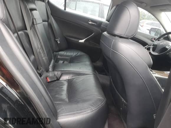 2013 Lexus IS 250 z VIN JTHCF5C21D5060804, wystawiony jako Copart lot #67071515 z przebiegiem 198 653 mil mil oraz Szkoda całkowita • Salvage title. Historia ofert i sprzedaży dostępna na DreamBid. Obrazek 10.