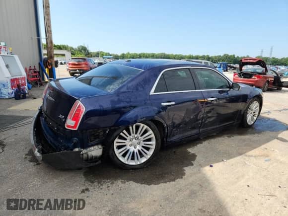 2014 Chrysler 300 C с VIN 2C3CCAEG8EH238122, выставлен на аукционе Copart как лот 68257755 с пробегом 158 182 миль миль и Чистый • Clean title. История ставок и продаж доступна на DreamBid. Изображение 3.
